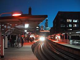 Chicago elevated train stop - Chicago Avenue
